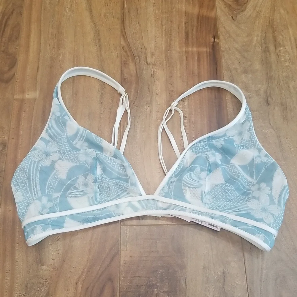 Victoria's Secret Bralette Size Large - Picture 1 of 2